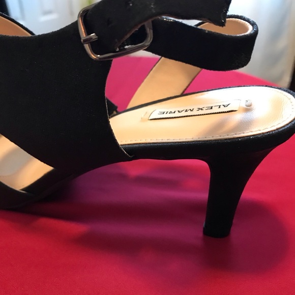 Alex Marie Black Slingback Sandals with Textured Fabric and Very Comfortable. - Picture 5 of 12